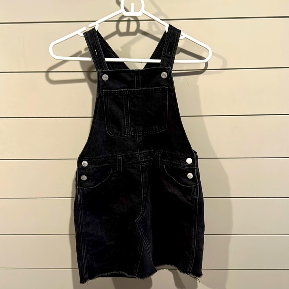 Super cute romper skirt!